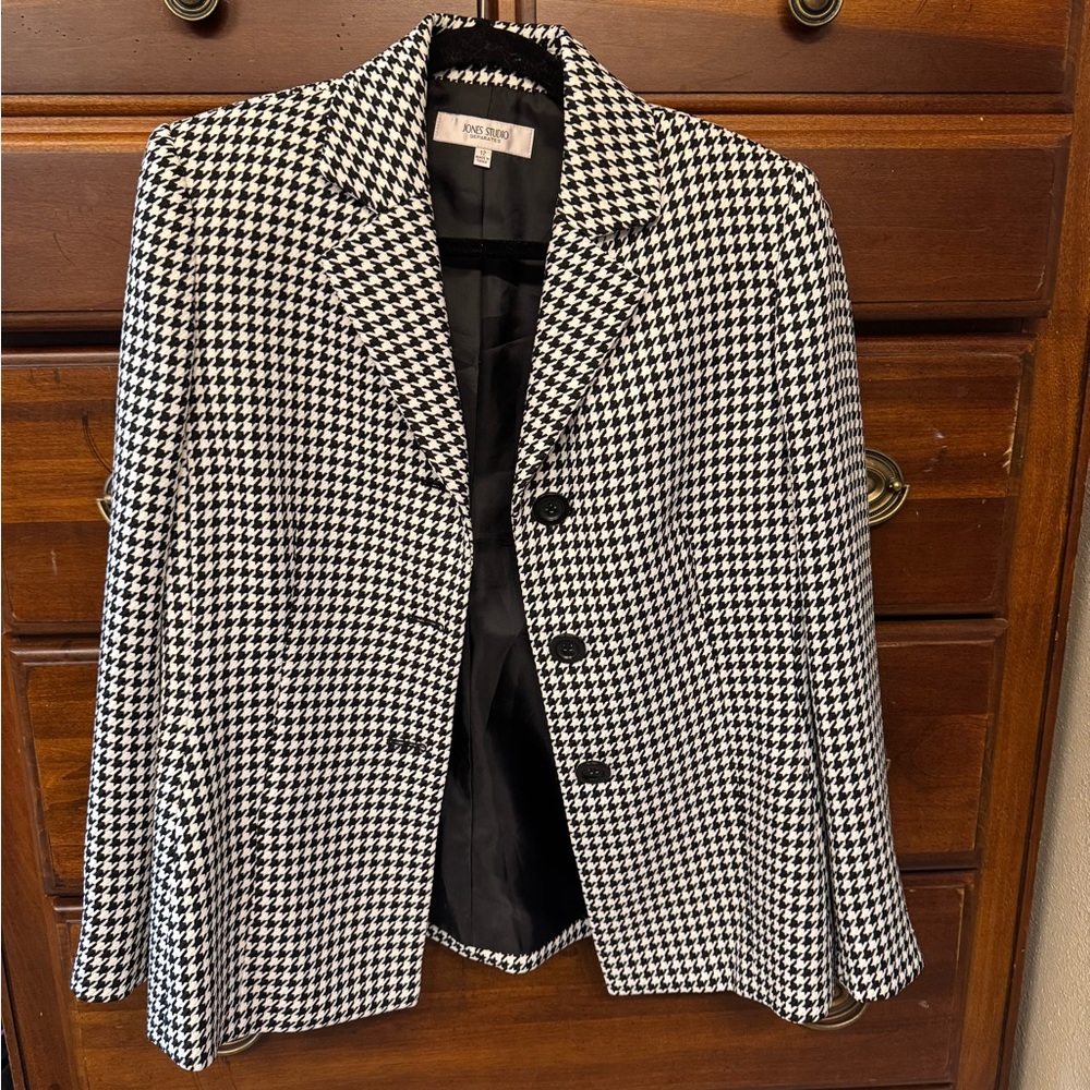 Jones Studio Separates Black & White Houndstooth Blazer – Size 12